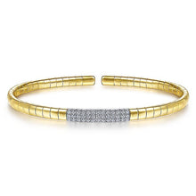 Load image into Gallery viewer, BG4378-65M45JJ  Gabriel &amp; Co. 18K White Gold Multi Row Textured Diamond Bangle